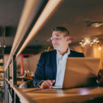 How AI Can Help Restaurant Operators Spot Workers’ Comp Risk Sooner